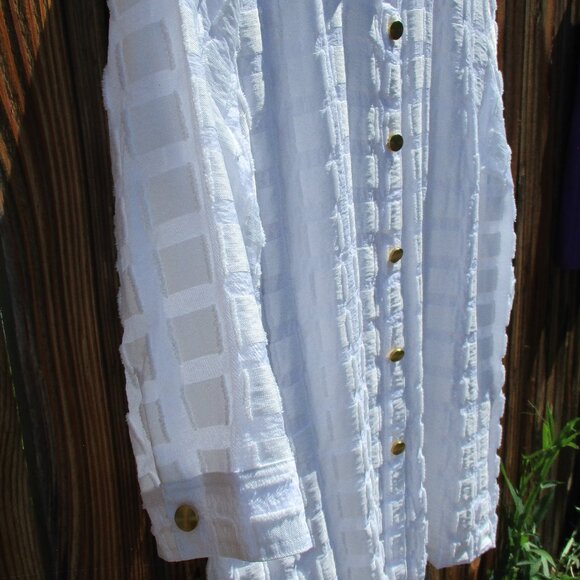 Chicos Travelers Textured Blouse Button Front 3/4 Sleeve Tunic Size 3 (16 -18) - Picture 8 of 9